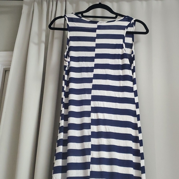 Navy/white sailor dress gold sequin anchor โ - Picture 6 of 8